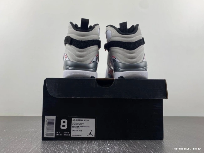 8 Retro Air (2013) 305381-103 Jordan Bunny Bugs 0712